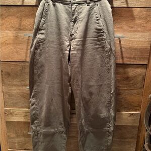 Everlane Barrel Leg Khaki Chinos